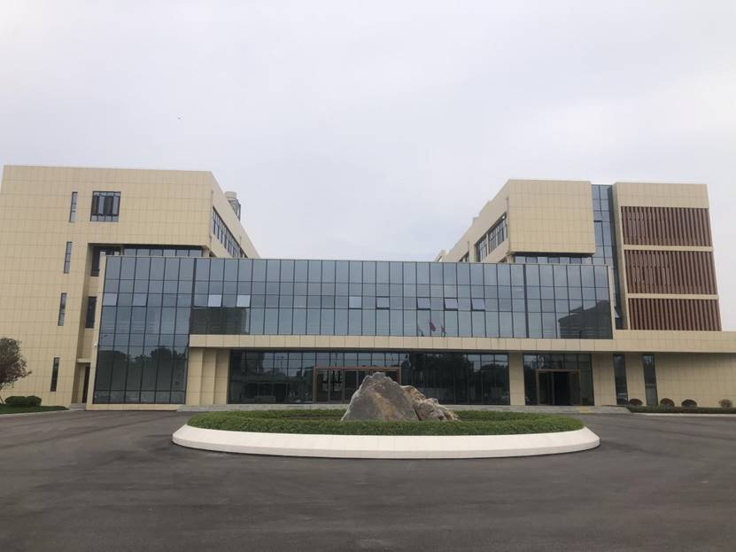 ͭ����ɫ�����з����ؽ�����Ŀ���幤��ͨ���깤����