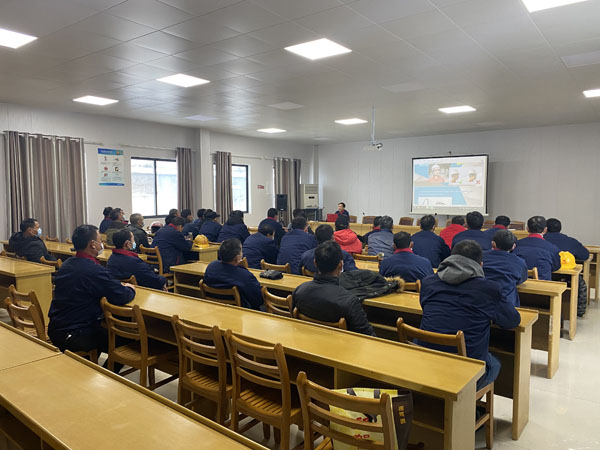 �ֹ���˾��չ�ں󸴹��徲������ѵ 