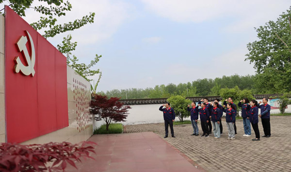 ��Ⱥ��֧����չ���ͷ������¡��˶�