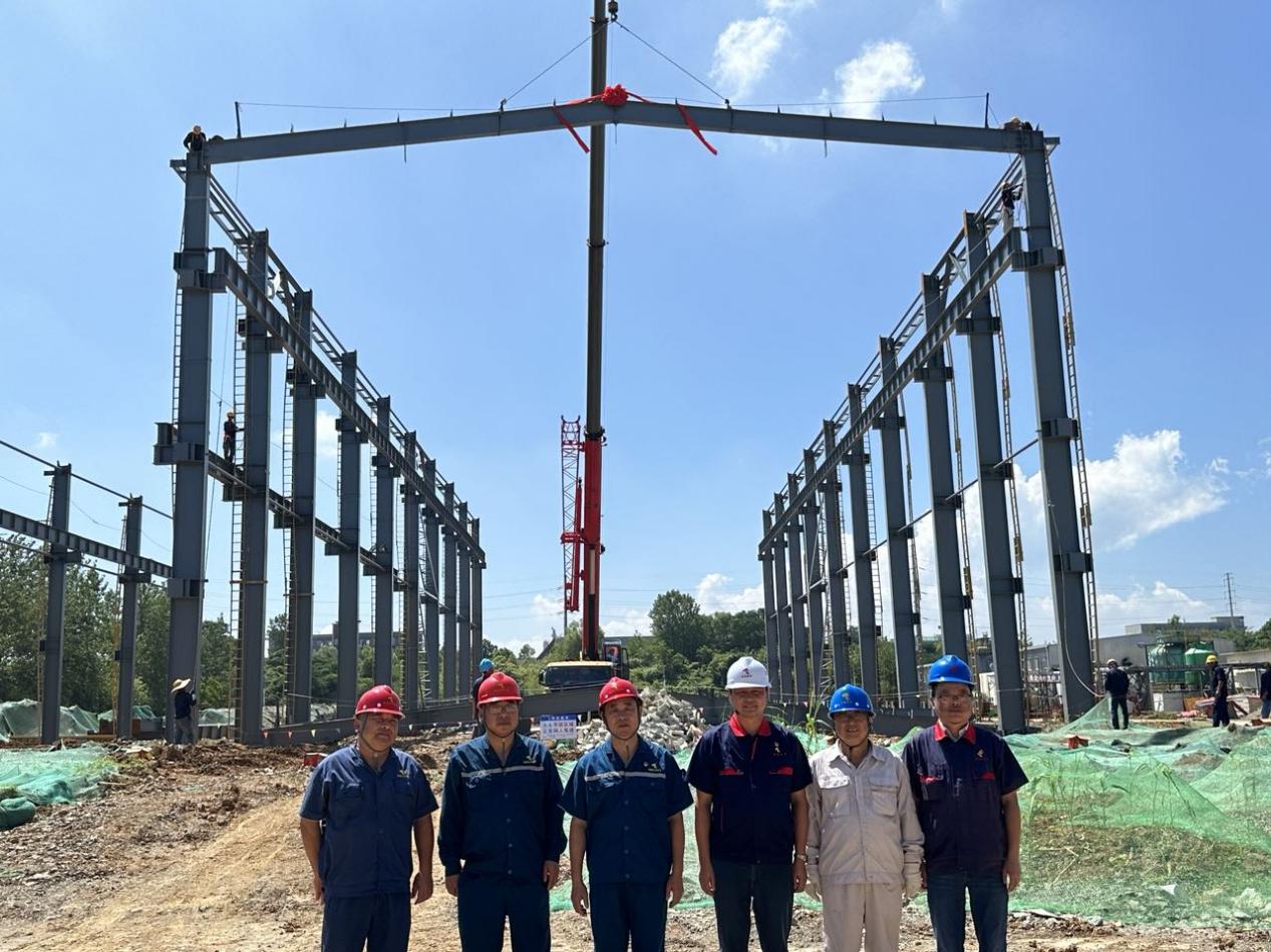 AG����ᡤ(�й�)���ţ����ݣ�100ktaѹ��п�Ͻ���������Ŀ��鯸����ֳɵ�װ