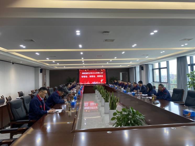 ��˾�ٿ��ڶ����徲��������ְҵ�����ۻ�