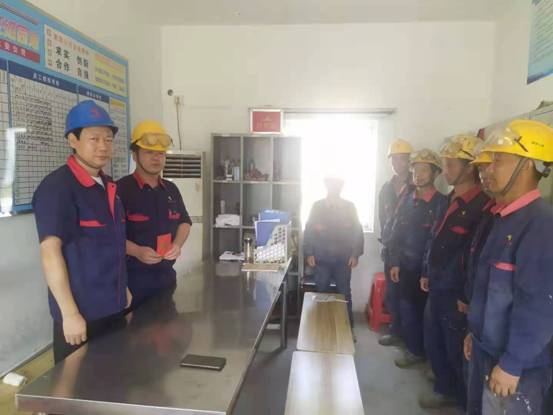 ��һ�޽�������ҵ����չ������ʿְ��ο��