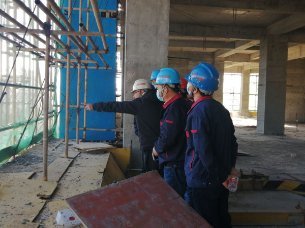 ��˾�߹ܴ��ӹ�Ħ��׼������