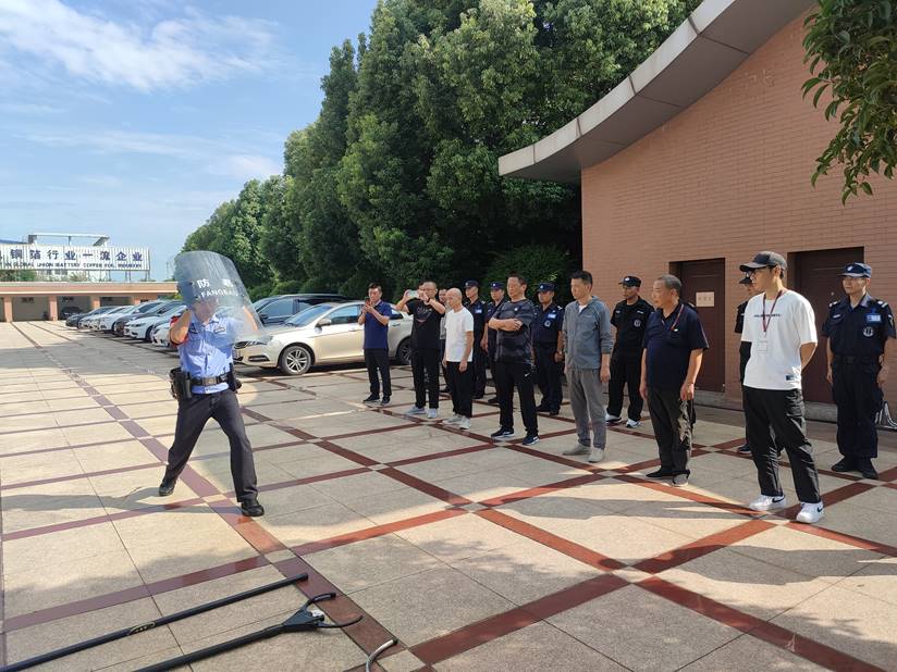 ��˾���뾭��������־ַ���Ӧ������