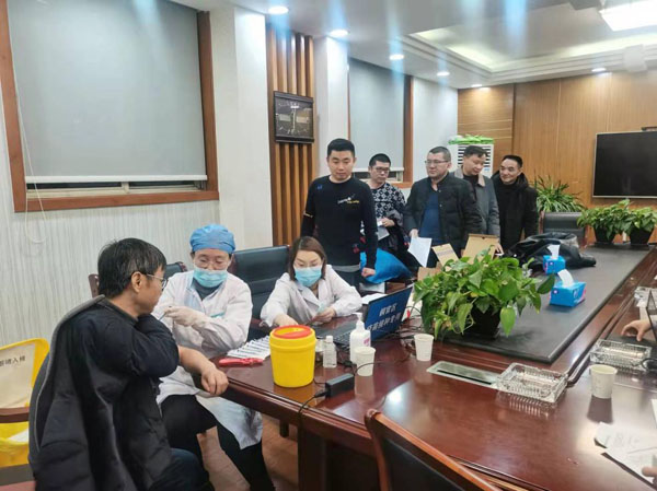 ӳ����������˾��չ�����������  