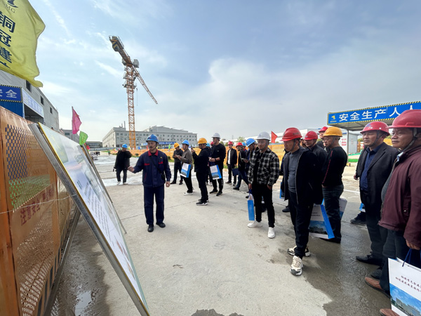 ��������ҵ�λ��Ħͭ��������Ŀ