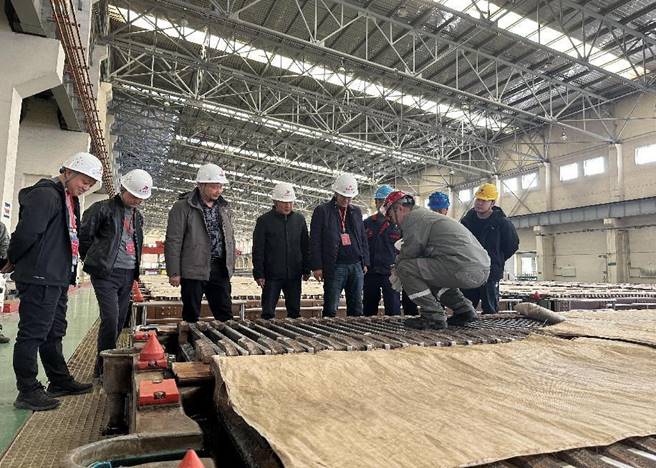 ��˾��չ�й�װ�ù������ʽ���������